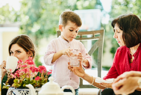 ¿Cómo inculcar hábitos saludables para niños en casa?